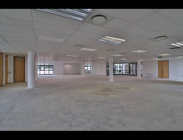 536M² OFFICE TO LET IN WATERFALL